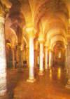 Trani, S. Nicola Pellegrino, crypte