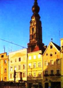 Branau am Inn: Parochiekerk St. Stephan